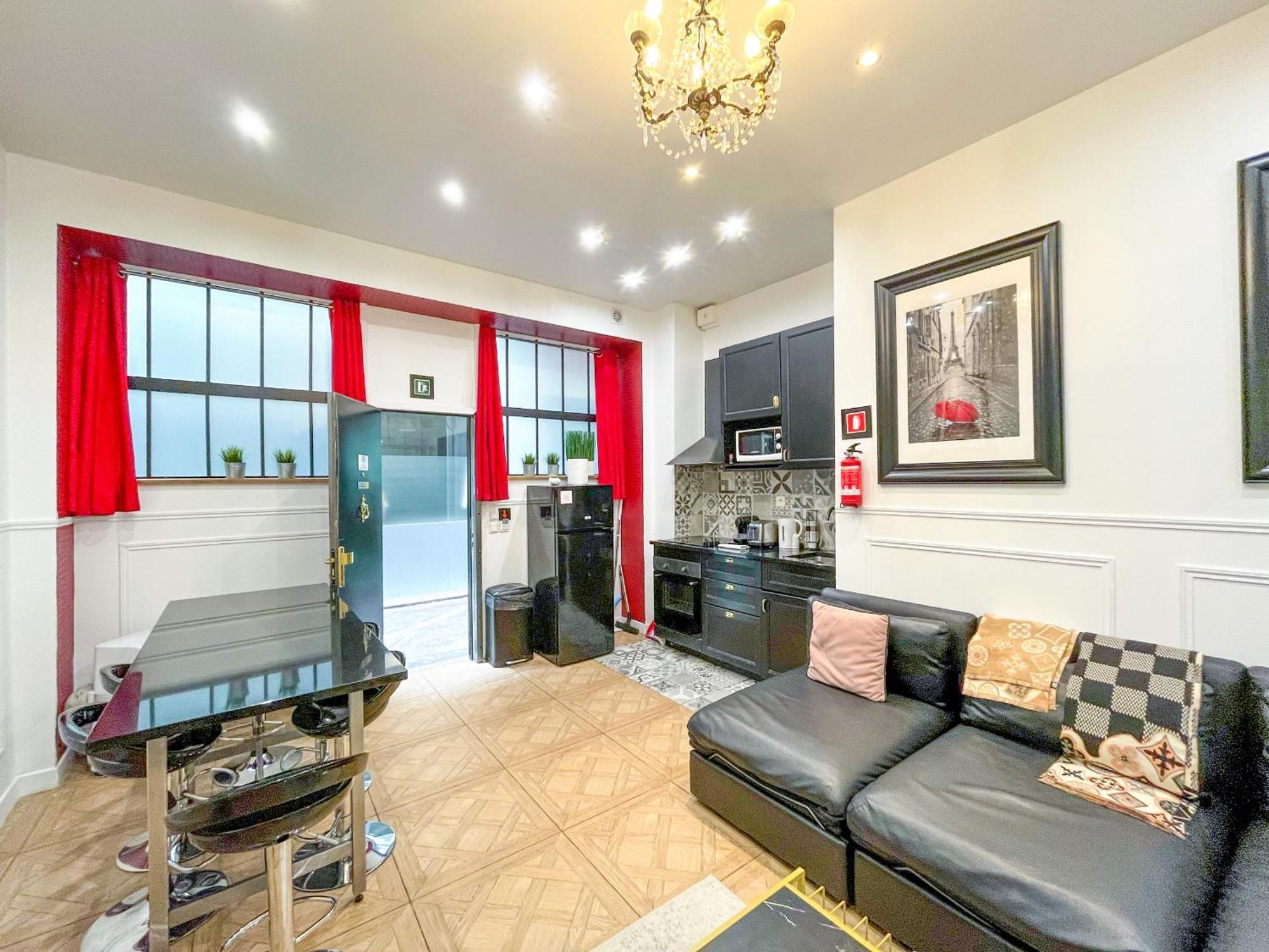 Urban Flat 55 - Atelier Marilyn Monroe
