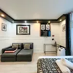 Urban Flat 55 - Atelier Marilyn Monroe