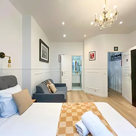 Urban Flat 55 - Atelier Marilyn Monroe Apartment Paris